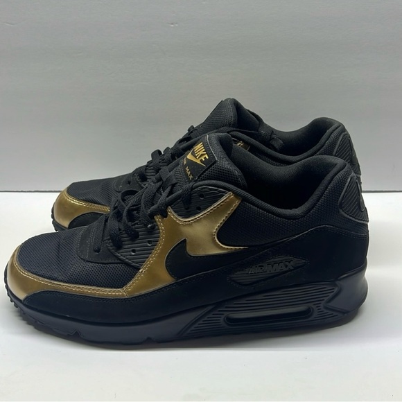 Air max 90 Essential “ Black Gold “ Rare - Picture 1 of 8